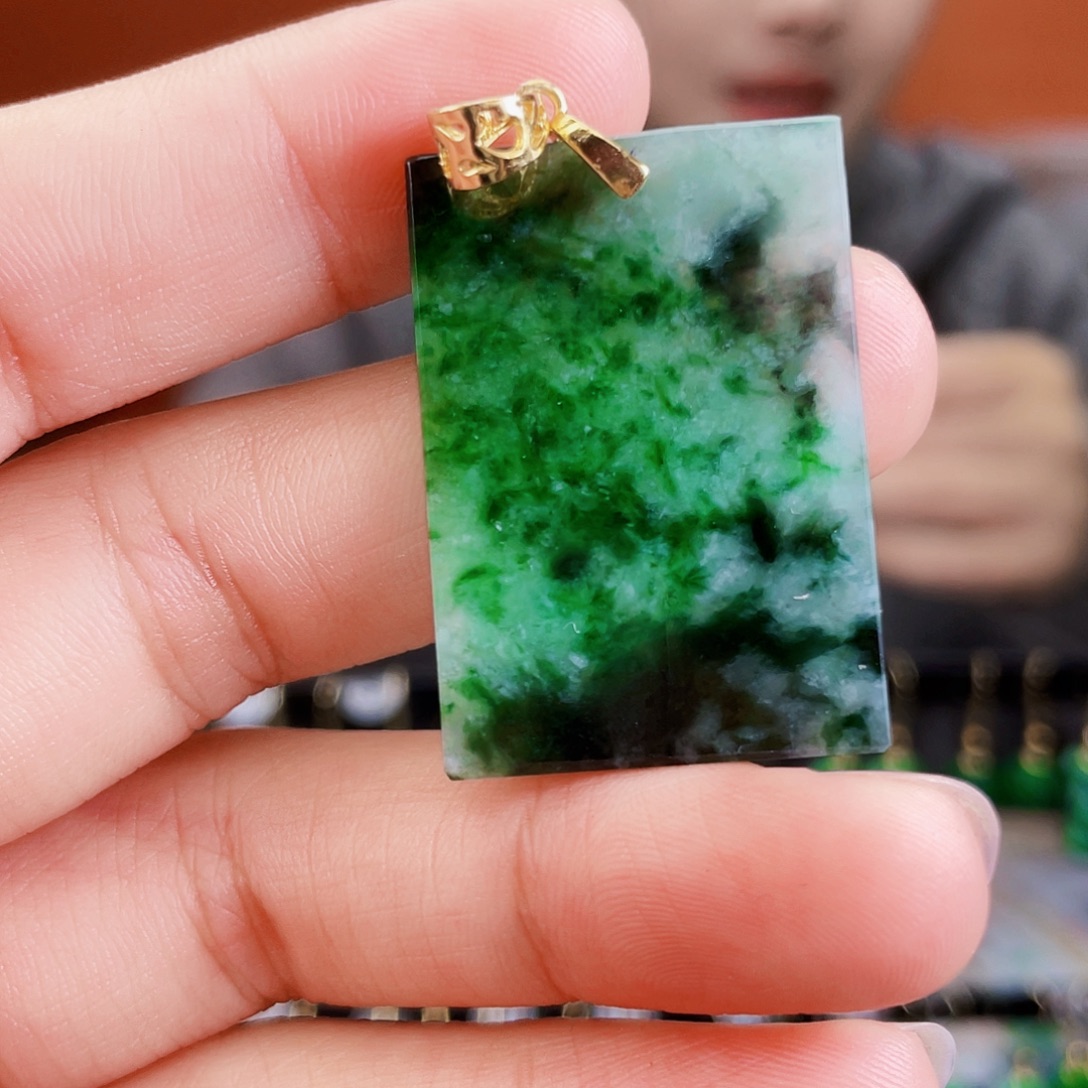 翡翠未镶嵌耳饰饰品