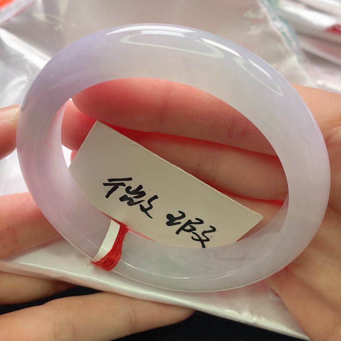 翡翠未镶嵌手镯缅甸6061