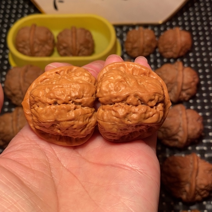 文玩核桃把件小腰大腿