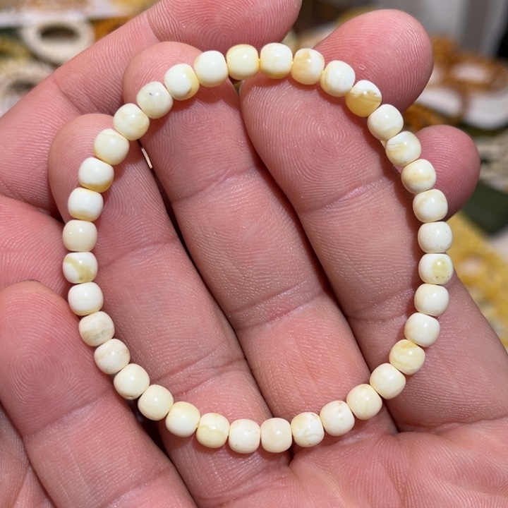琥珀未镶嵌手链微瑕00005.5mm