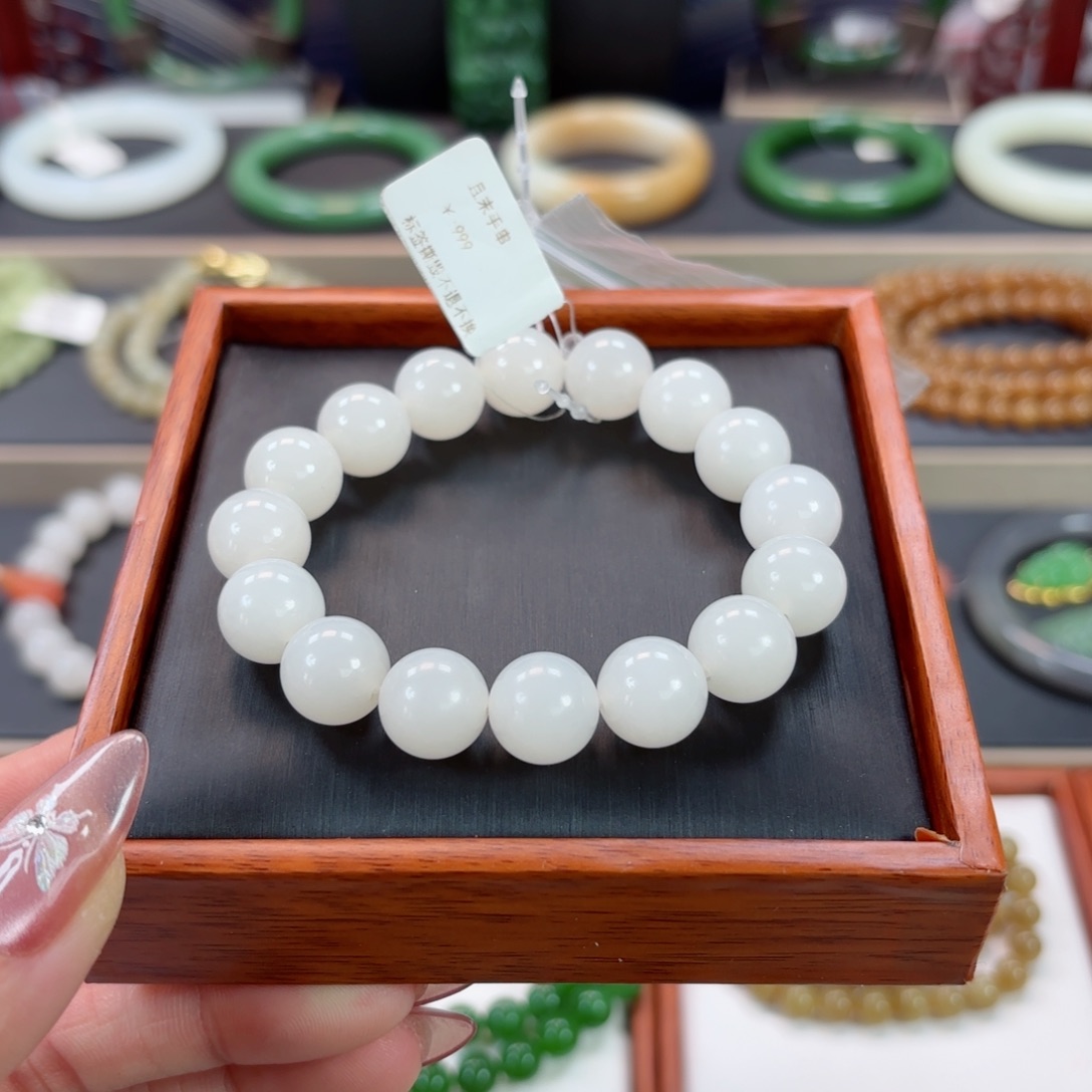 和田玉手链未镶嵌