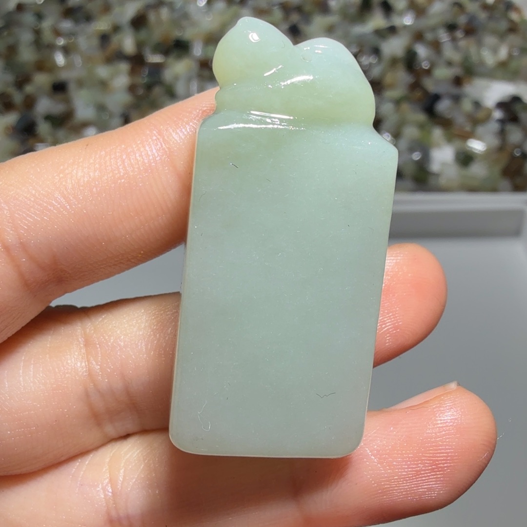 璐***璐和田玉未镶嵌珠宝奇石