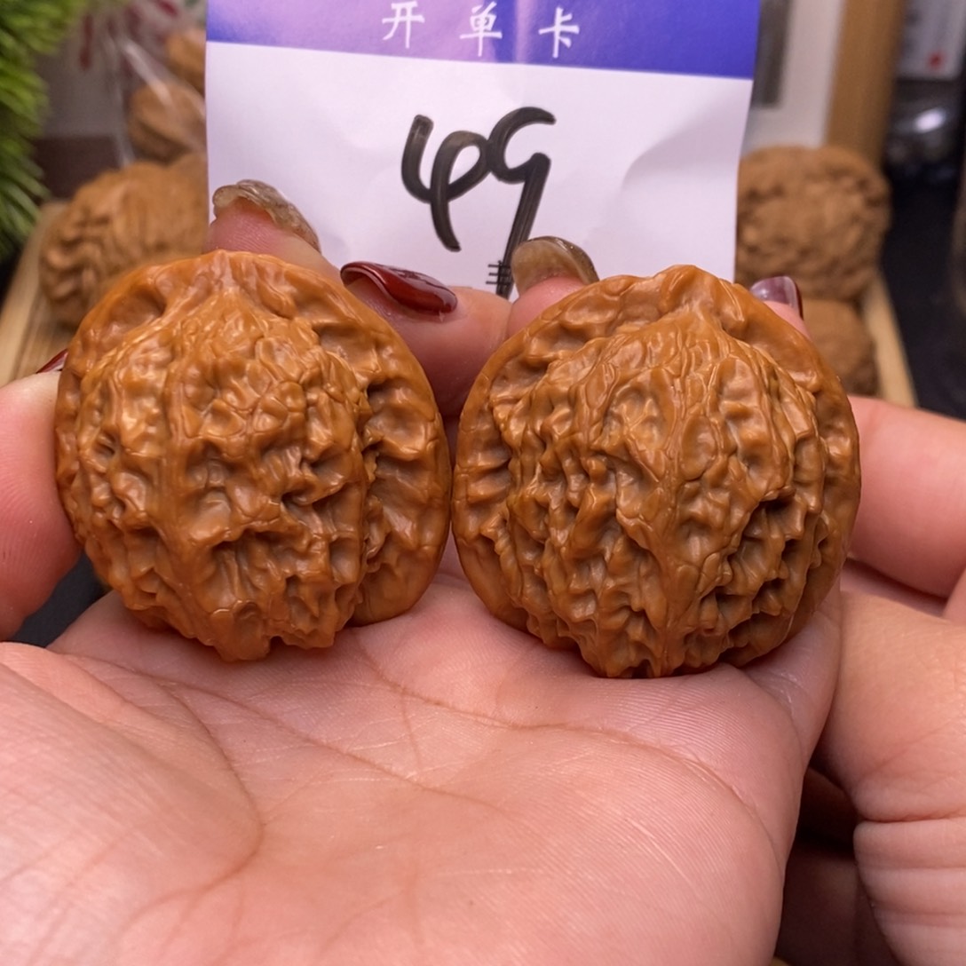 桃核吊坠官**大金麒麟42无刀痕s