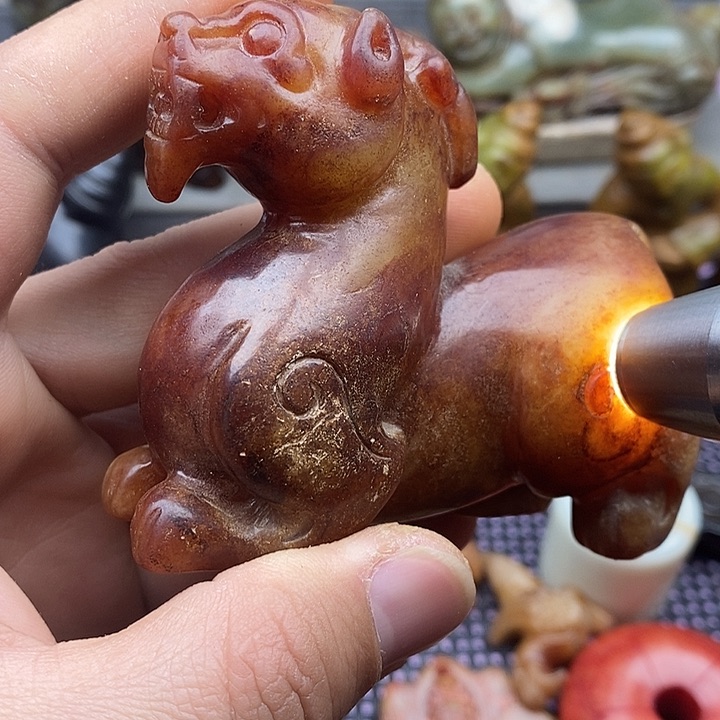 未镶嵌蛇纹石玉颈饰