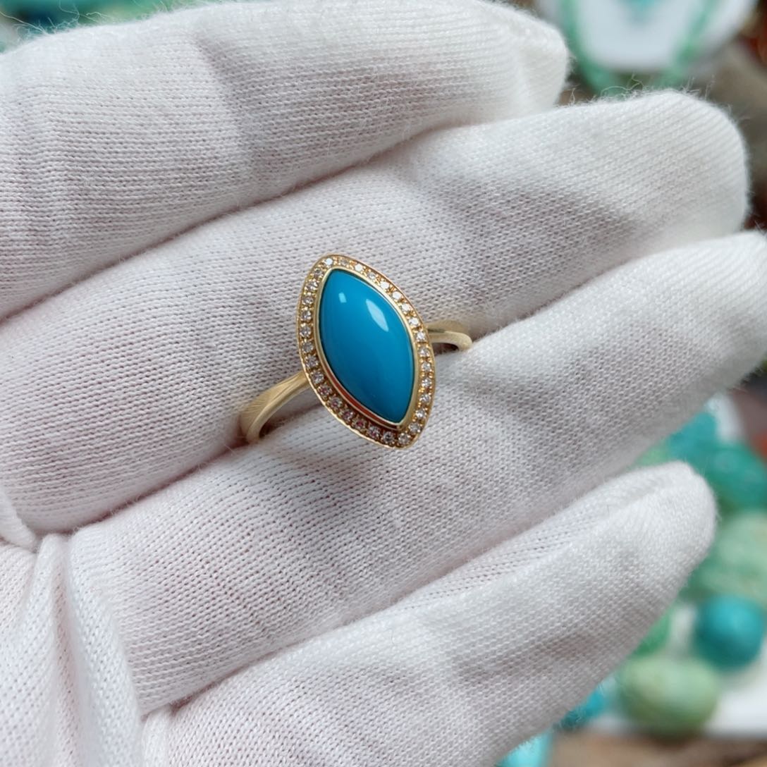 绿松石珠宝奇石18K金镶嵌