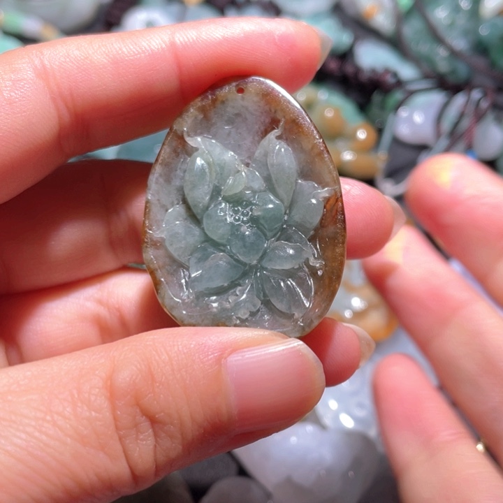 【闪购商品】翡翠颈饰未镶嵌天然翡翠