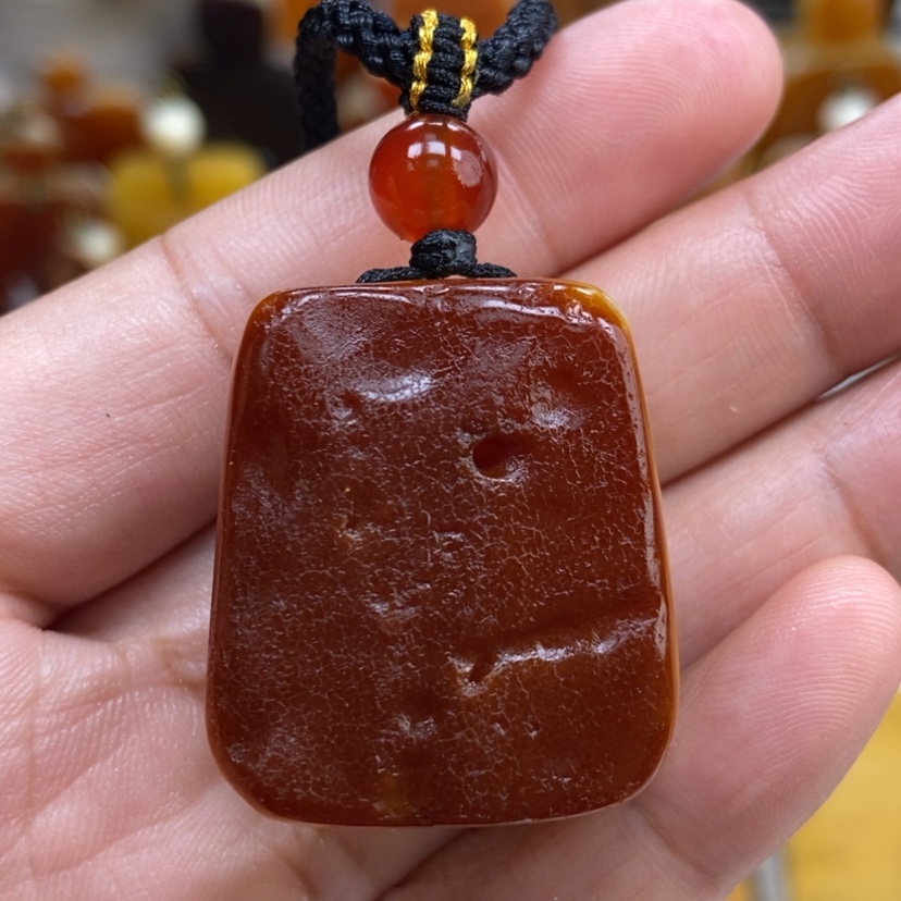 【闪购商品】琥珀颈饰未镶嵌