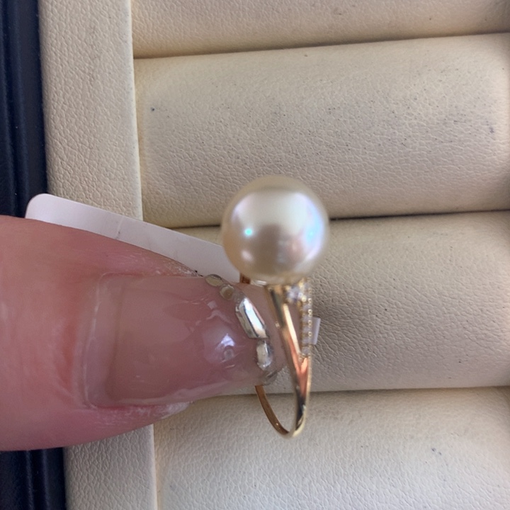 18K金镶嵌戒指海水珍珠