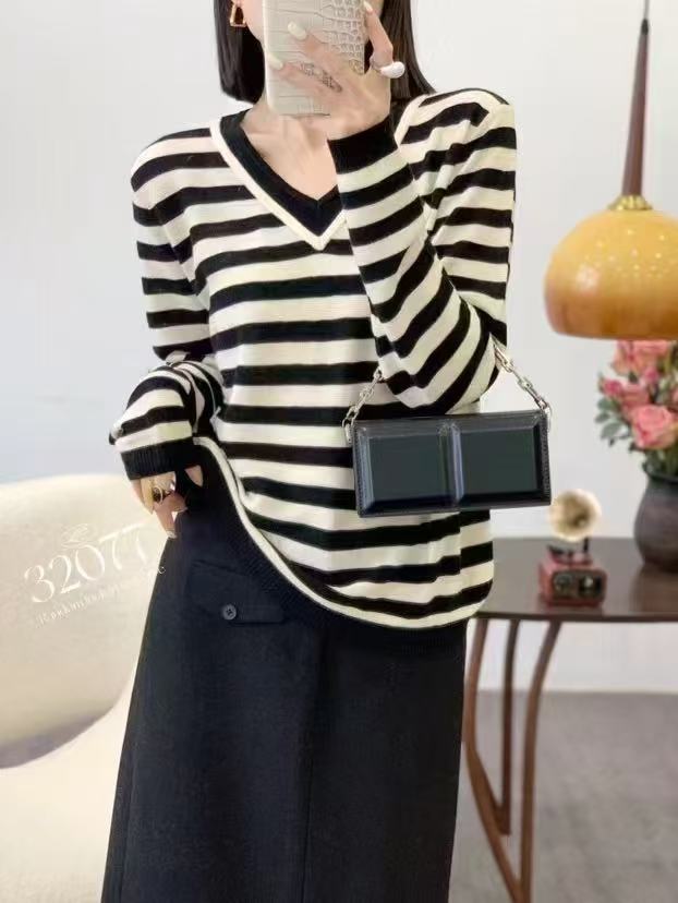 长袖针织衫时尚百搭168女装