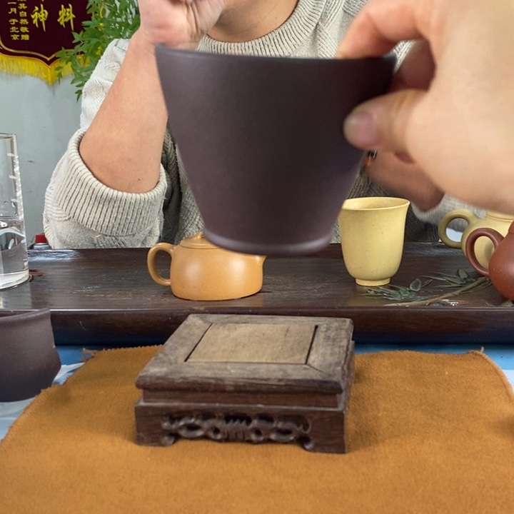 紫砂茶壶天青主人杯180左右的容量