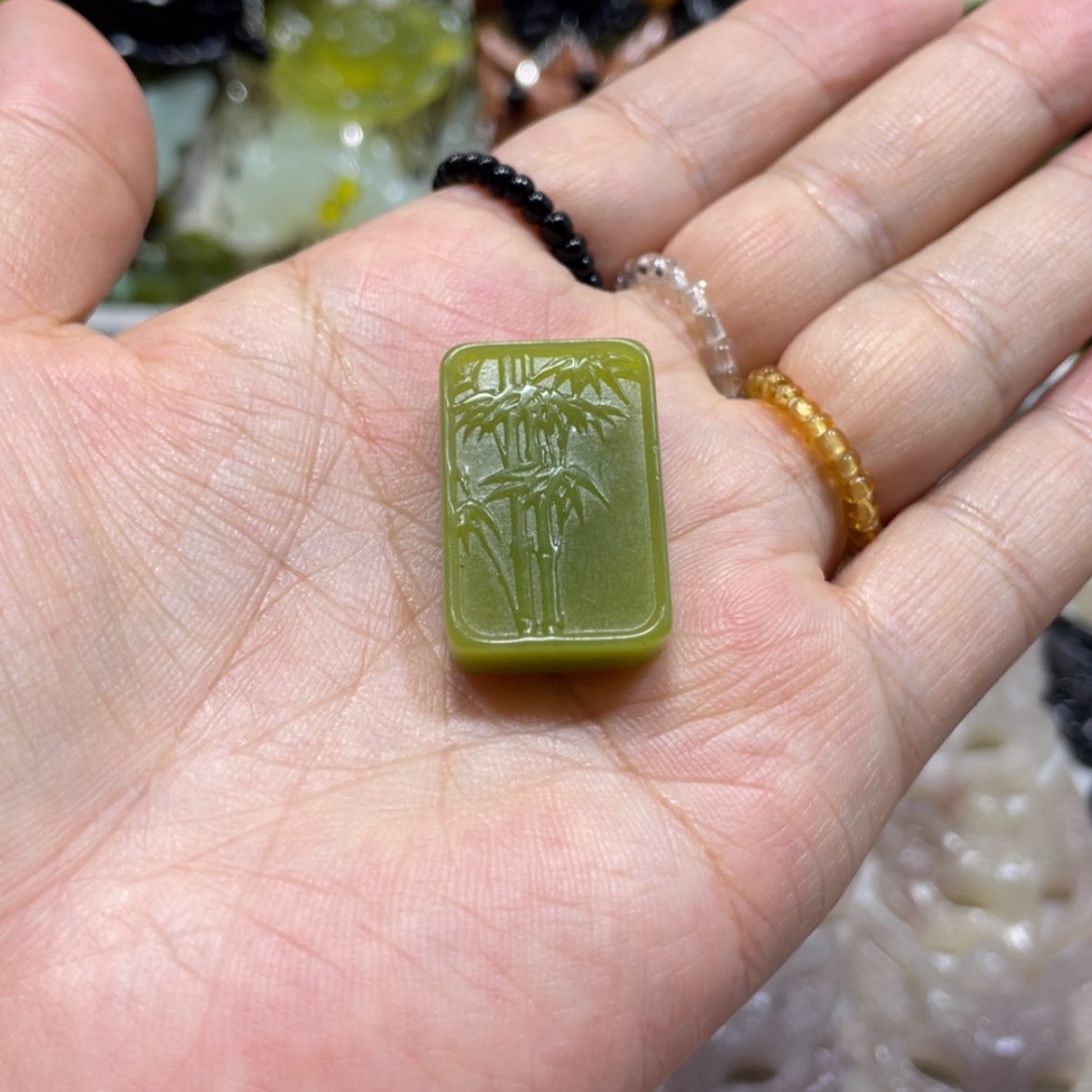 【闪购商品】岫玉颈饰未镶嵌35吊坠