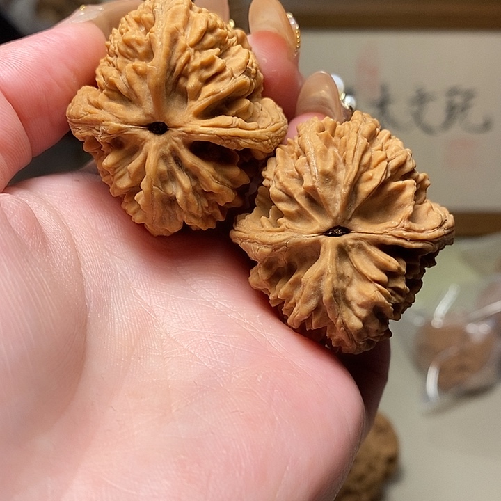 文玩核桃吊坠39大沽石