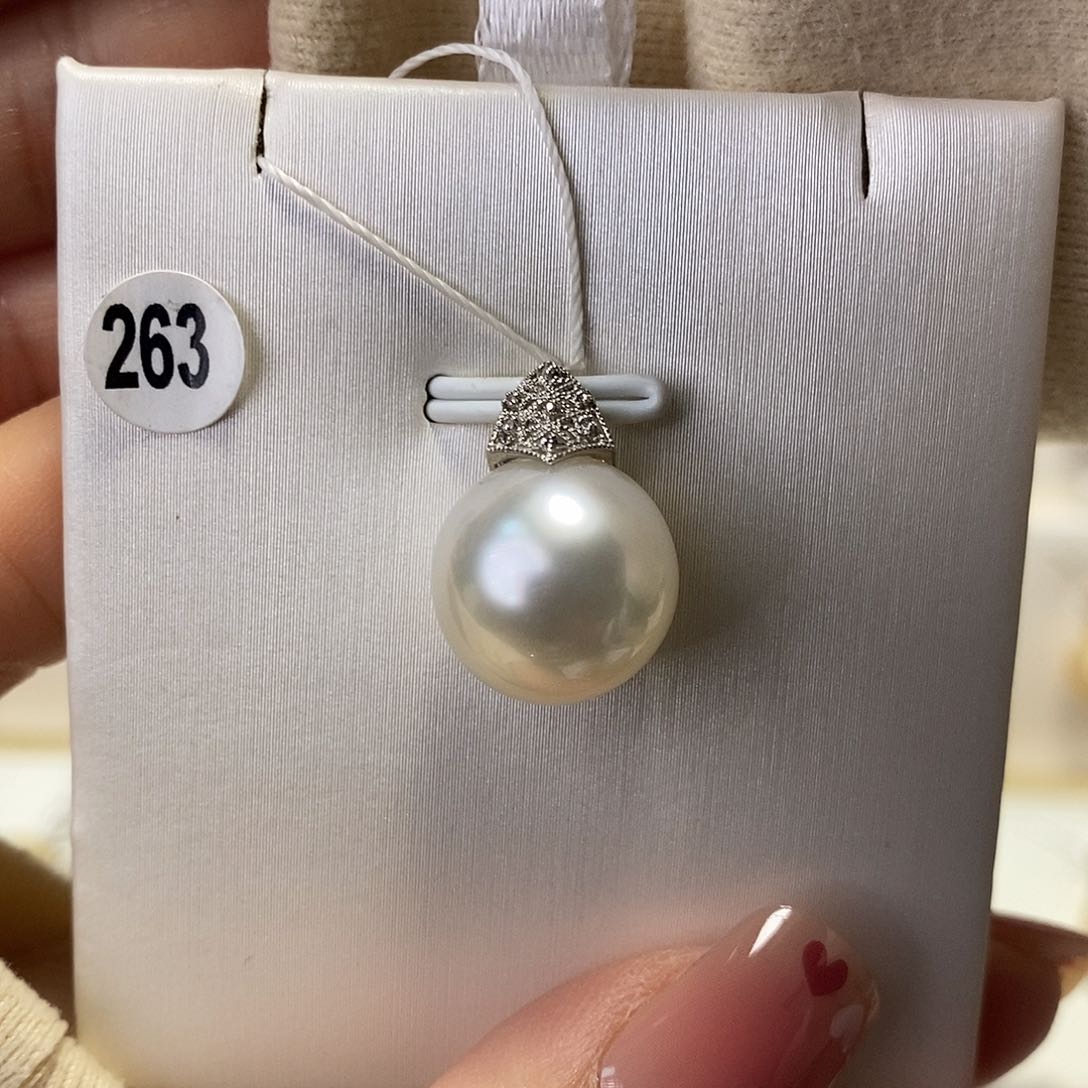 海水珍珠吊坠(不含链)18K金镶嵌