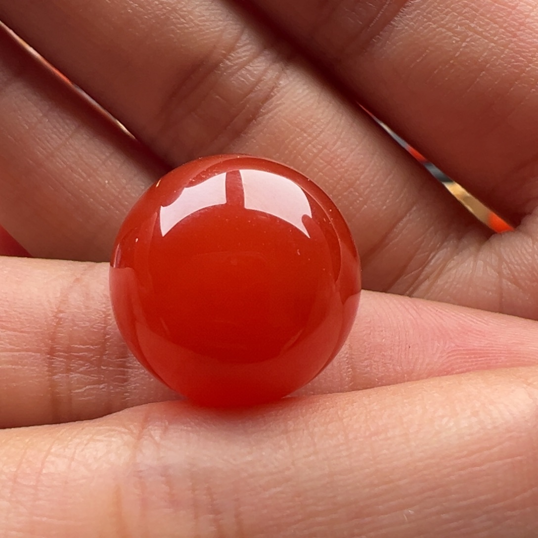 南红玛瑙圆珠17.5未镶嵌