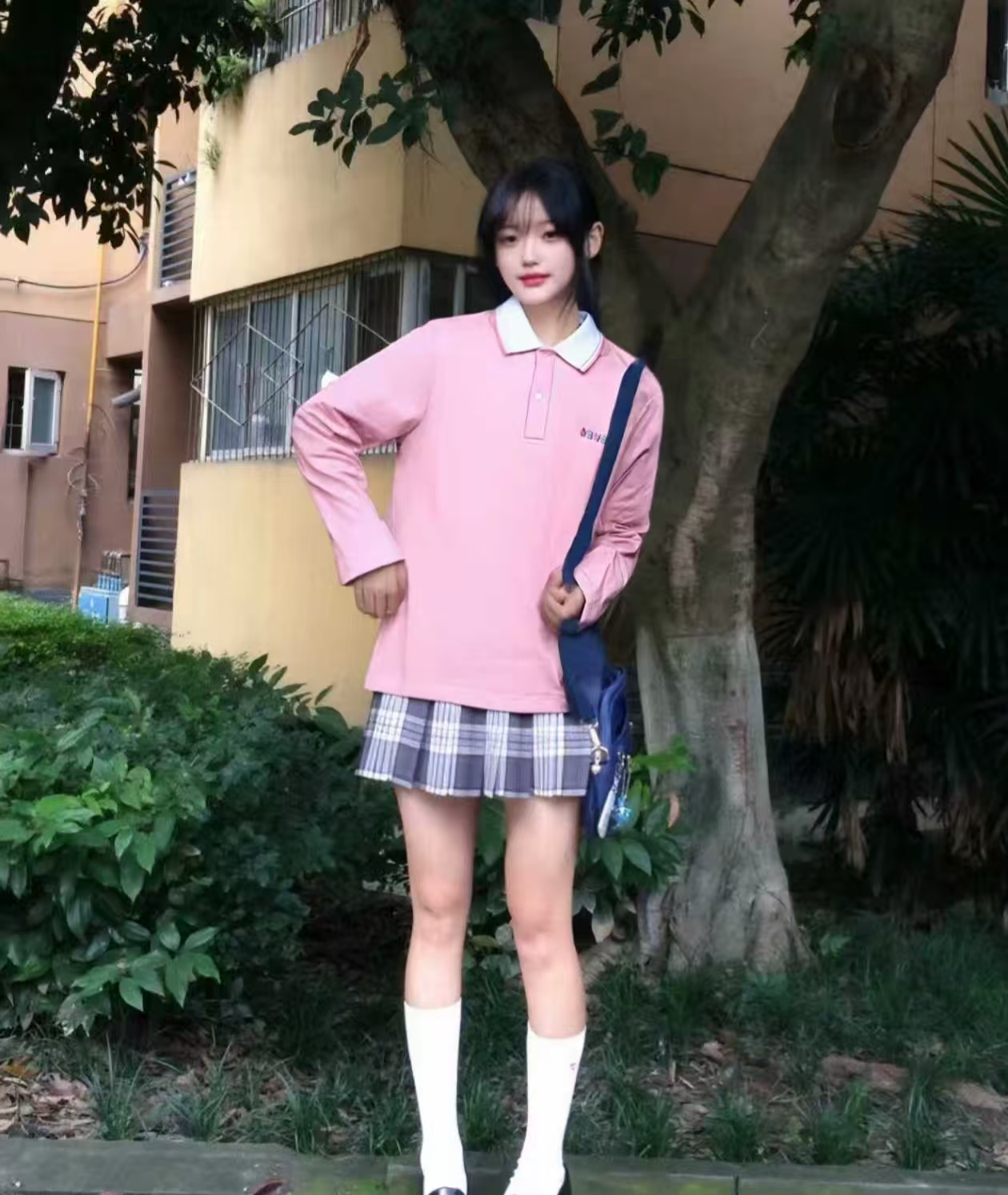 秋季加厚时尚POLO领服装翻领休闲风长袖套头款卫衣百搭少女韩版