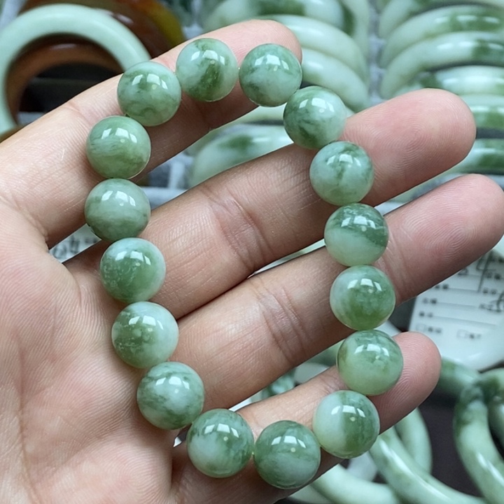 蛇纹石玉未镶嵌手链