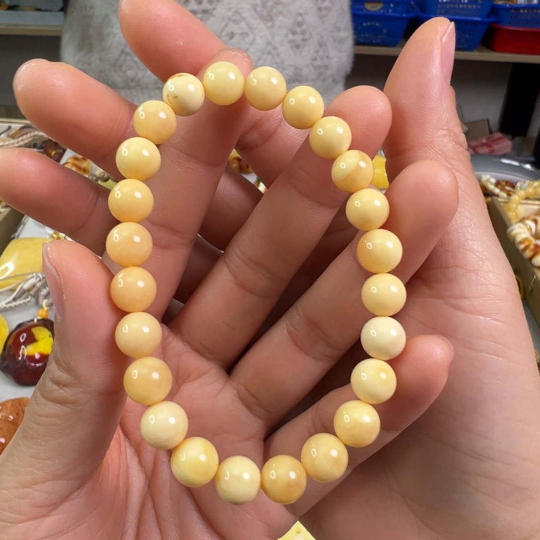 蜜蜡裸石未镶嵌蜜蜡