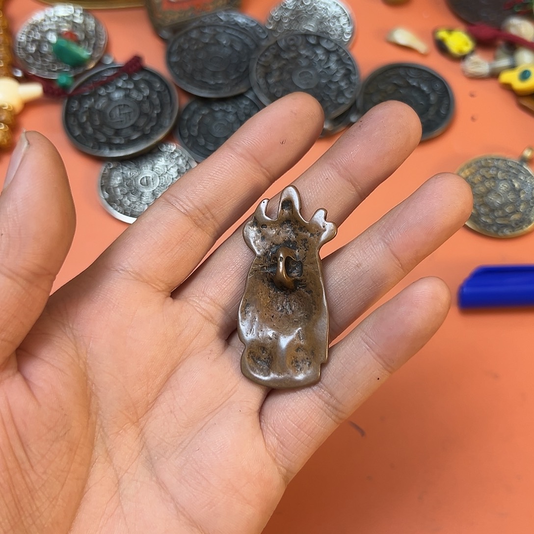 玛吉阿米藏式臻品直播间