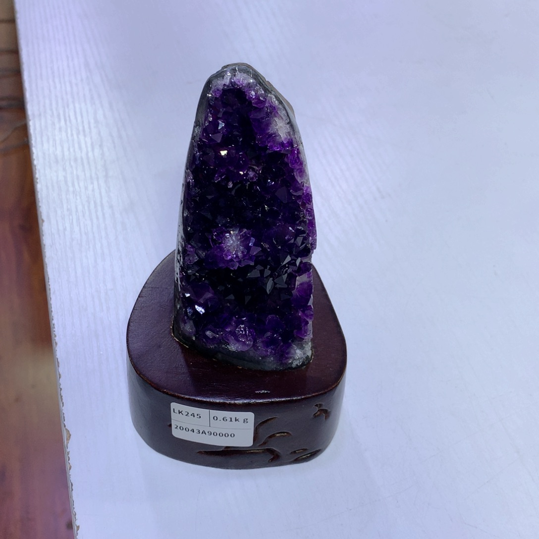紫晶大型摆件（非配饰）未镶嵌明****】