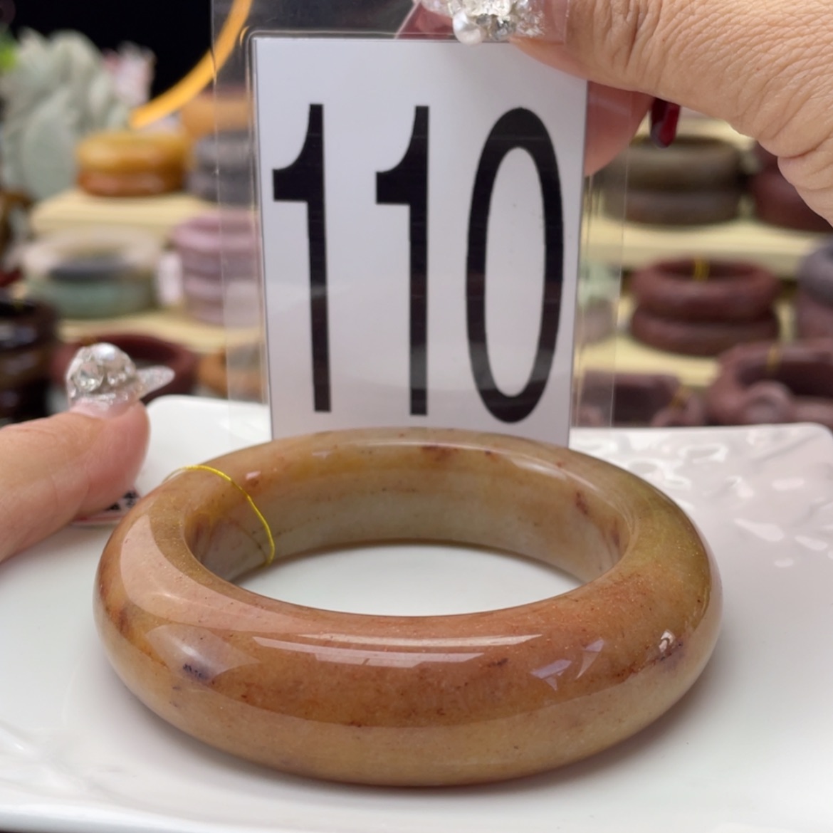 【闪购商品】石英质玉手镯未镶嵌