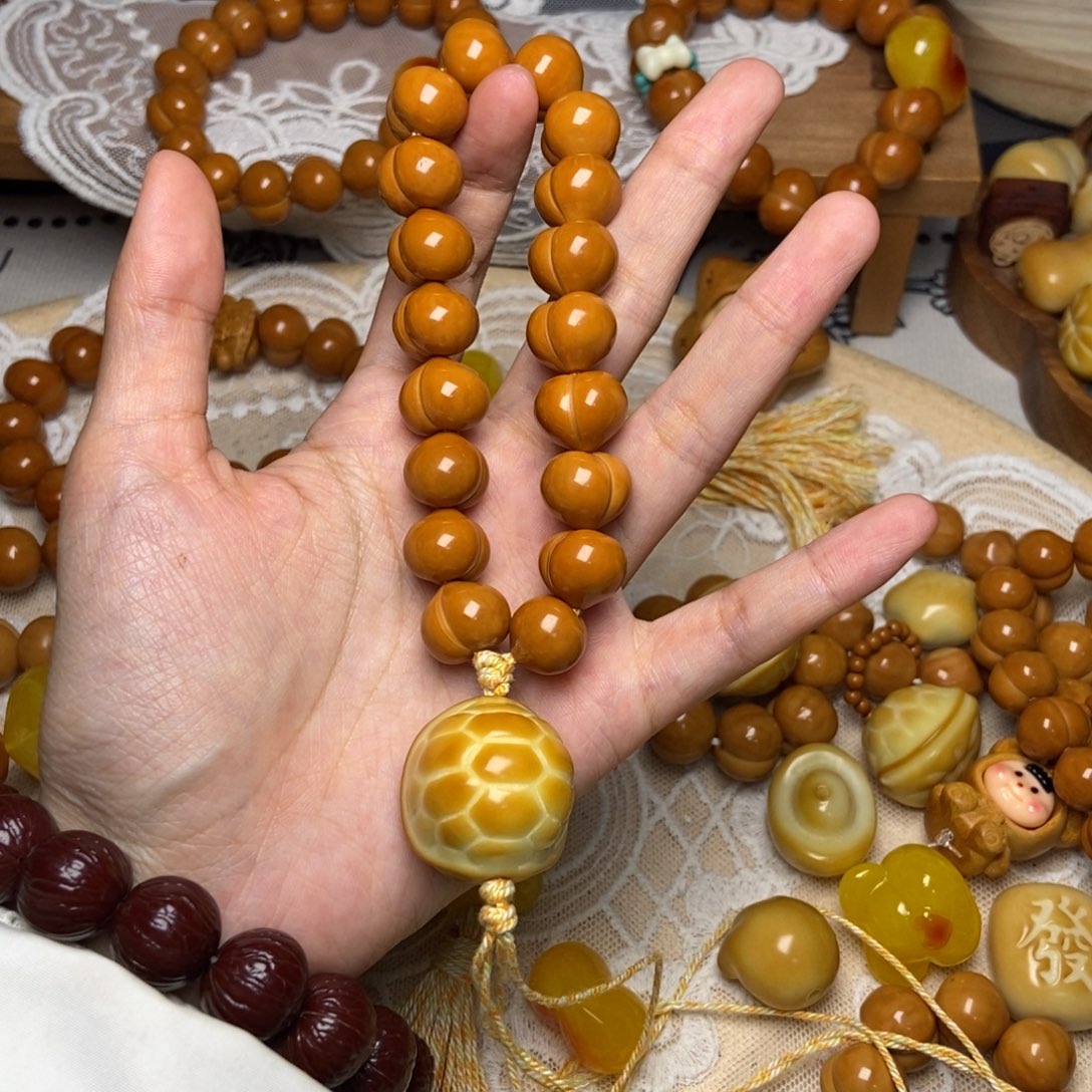 猴头核桃吊坠屁桃玻璃底卡14