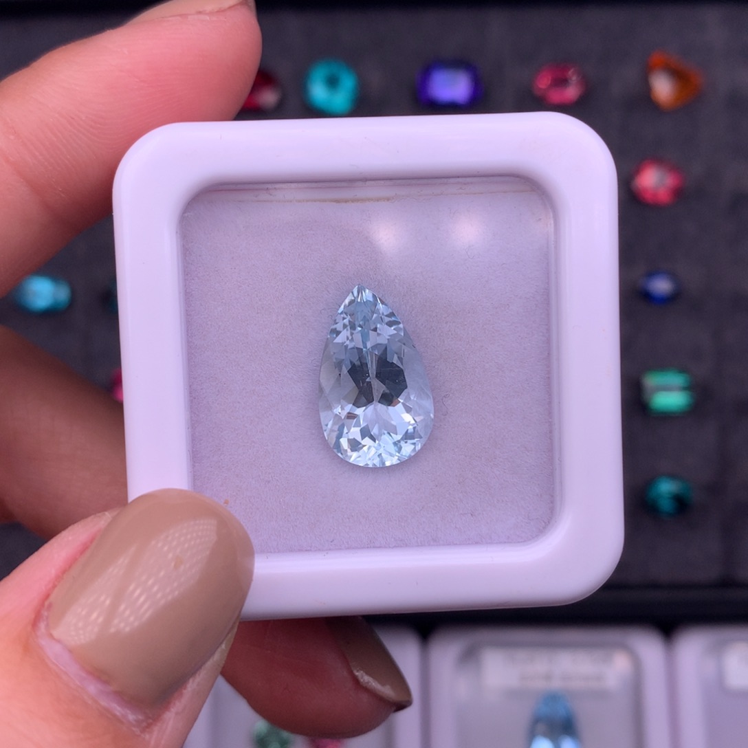 海蓝宝石裸石未镶嵌5.3ct全净无暇海蓝宝4A