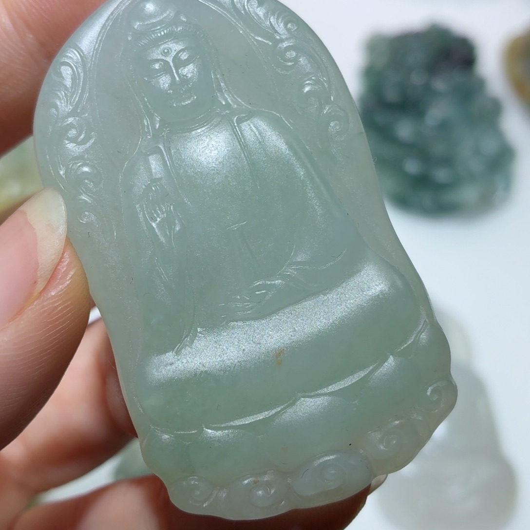 定制翡翠未镶嵌观音