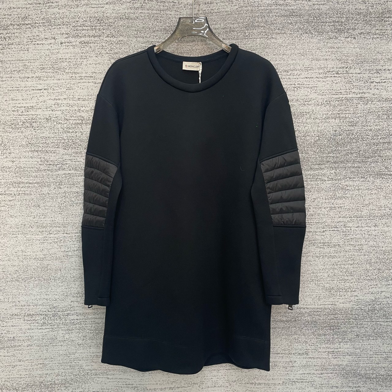 99新 Alexander McQueen/亚历山大·麦昆 W108353/拼接黑色卫衣/XS