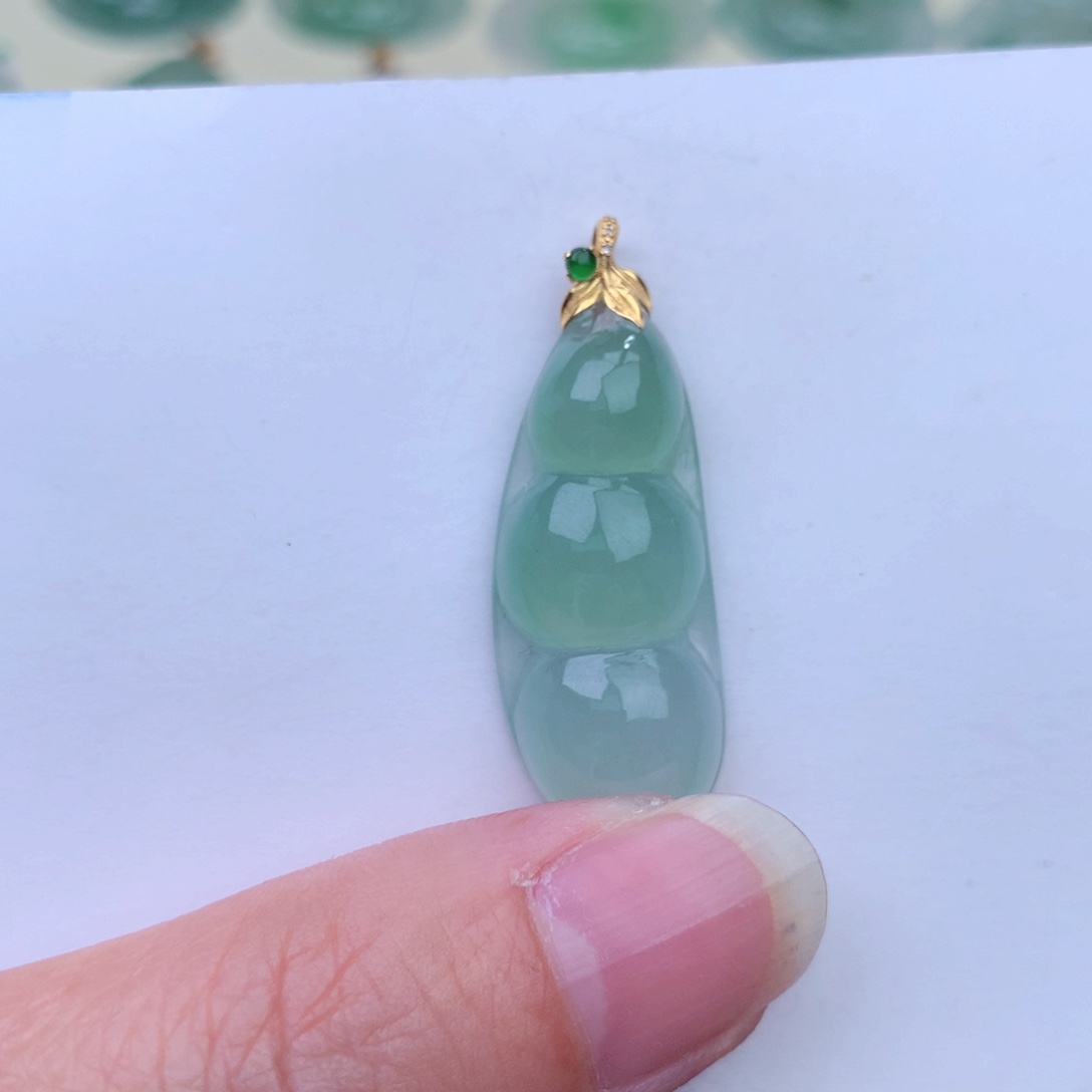 翡翠吊坠(不含链)18K金镶嵌