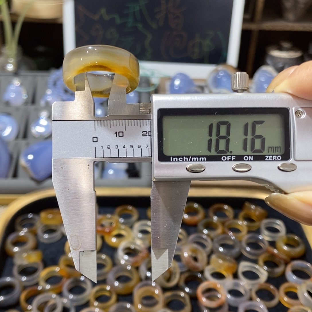 未镶嵌玛瑙/玉髓珠宝奇石