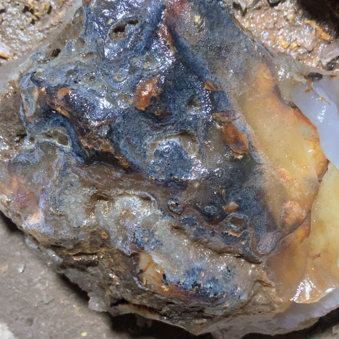 哆***粉定制玛瑙原石切开不退