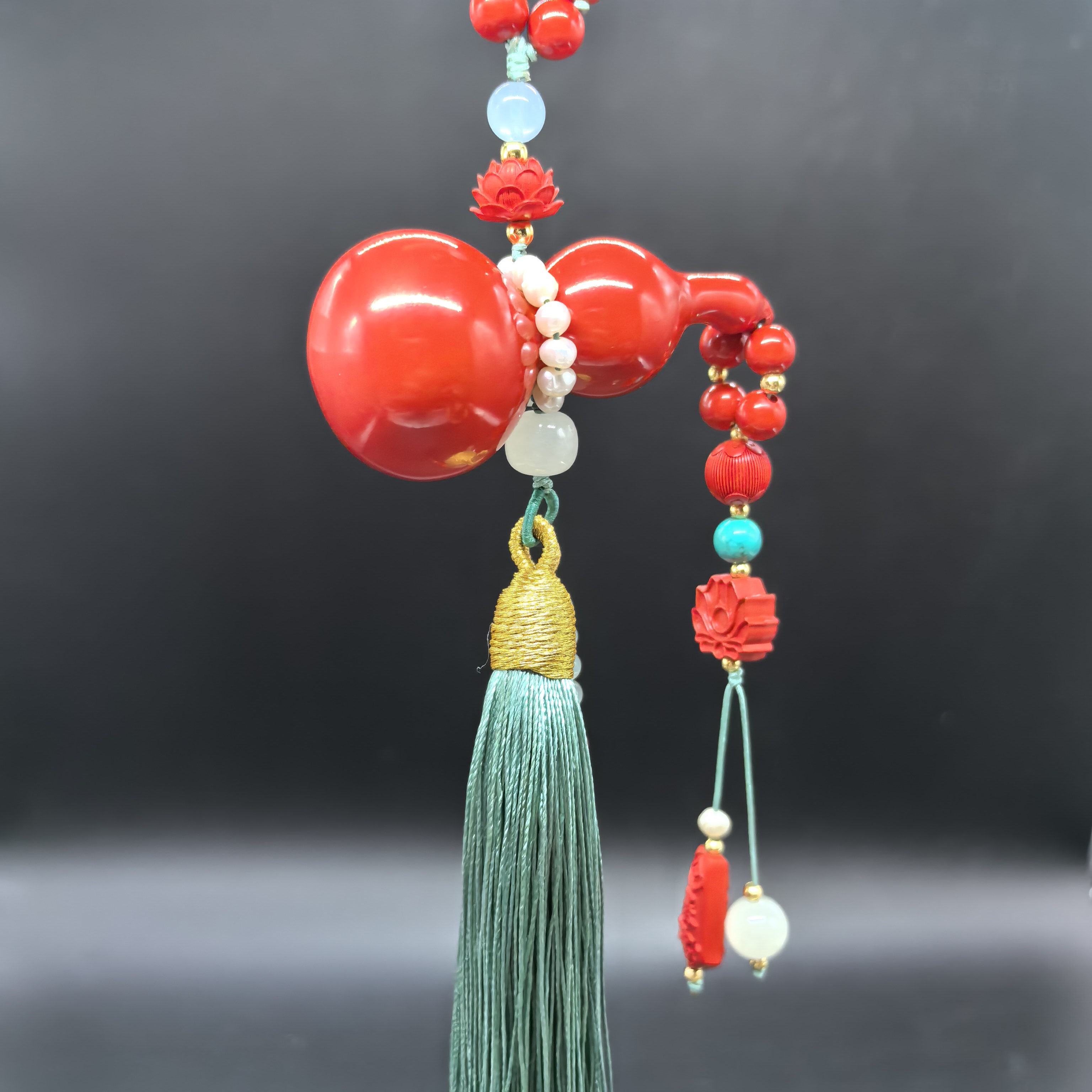 含辰砂工艺品含辰砂工艺品高含量朱砂红砂福禄双全设计款葫芦车挂