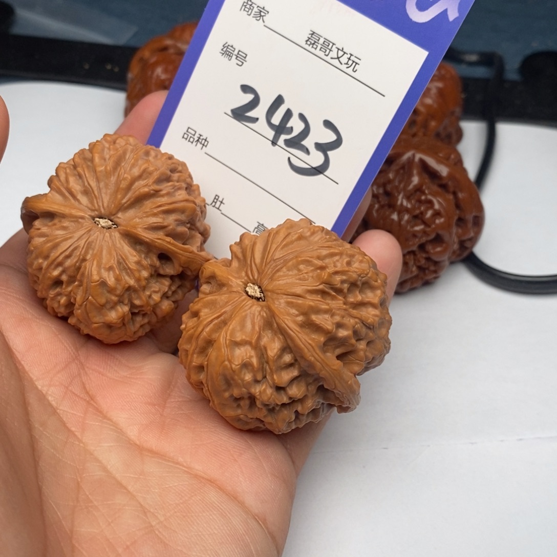 文玩核桃把件2423