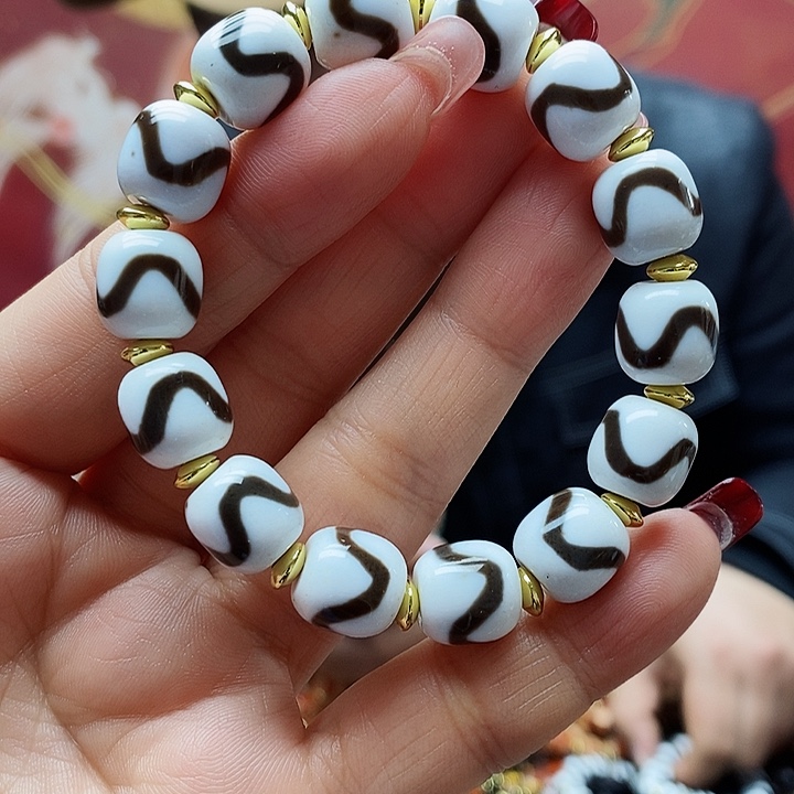玛瑙/玉髓颈饰合金