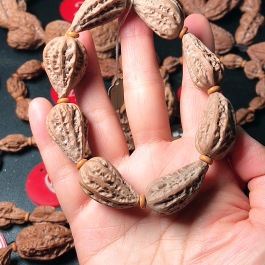 文玩核桃吊坠小雪3