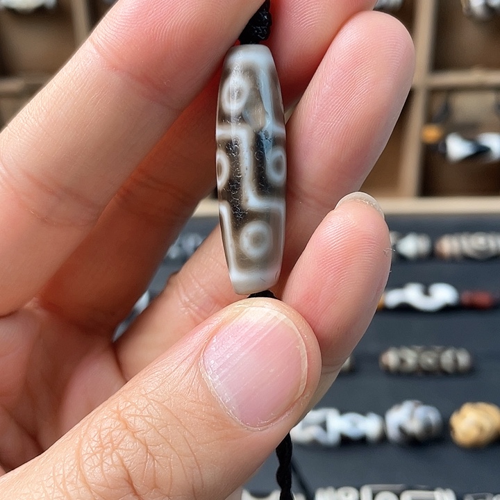 ****⁶玛瑙/玉髓未镶嵌颈饰