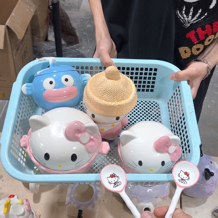 摆件这么多人都在看你的