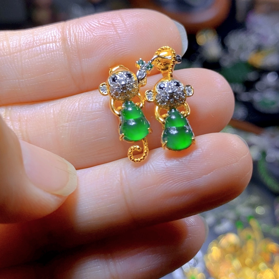 翡翠颈饰银S925镶嵌天然翡翠