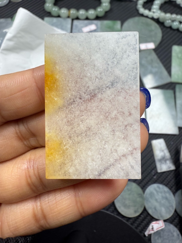 天然缅甸A货翡翠 无事牌44.6*29*3