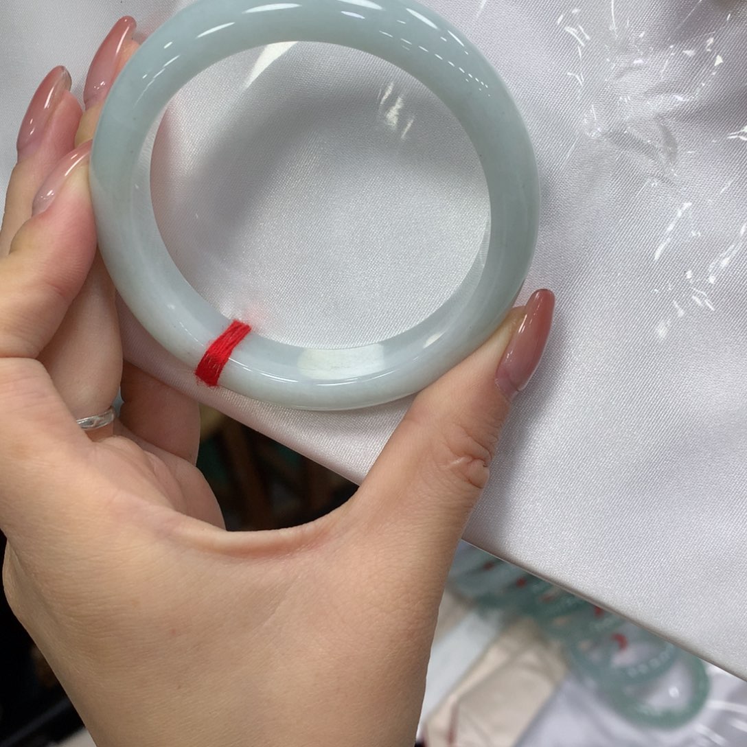 翡翠手镯未镶嵌い****片买断