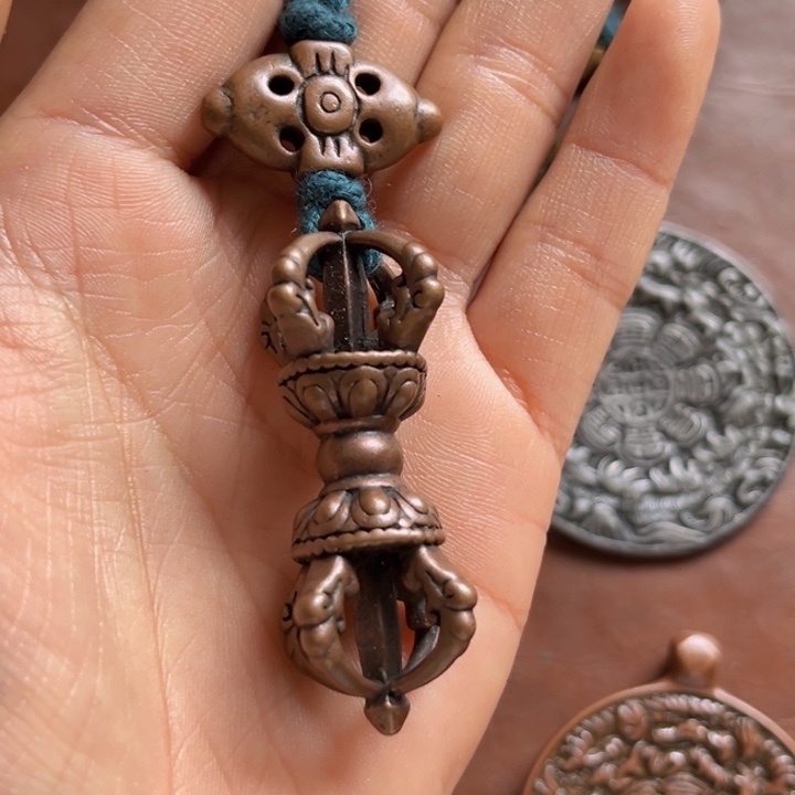 颈饰琉璃一***肉喜欢的朋友