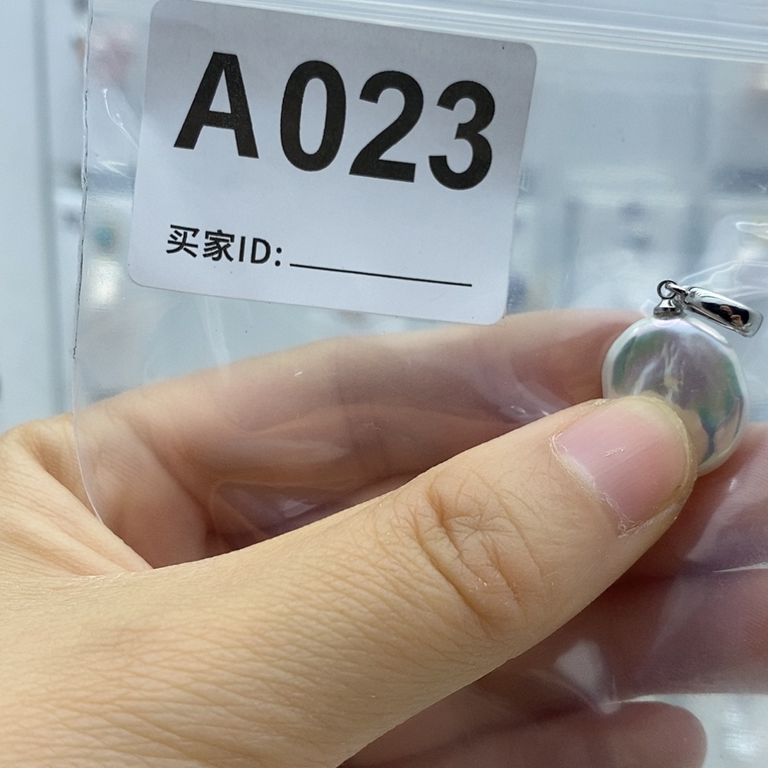 颈饰钛钢淡水珍珠