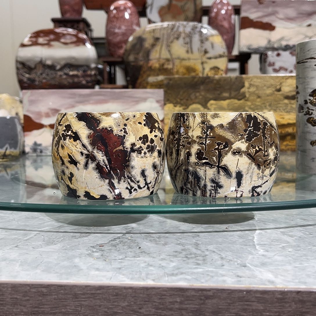 广西石太*松国画石摆件