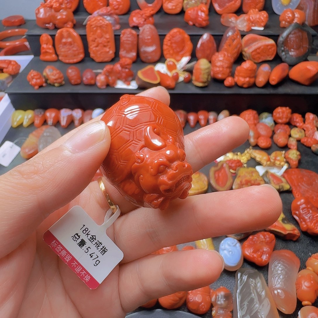 南红玛瑙未镶嵌挂件永****商