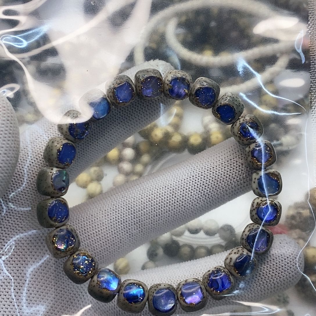 星月菩提手串?海南星月菩提