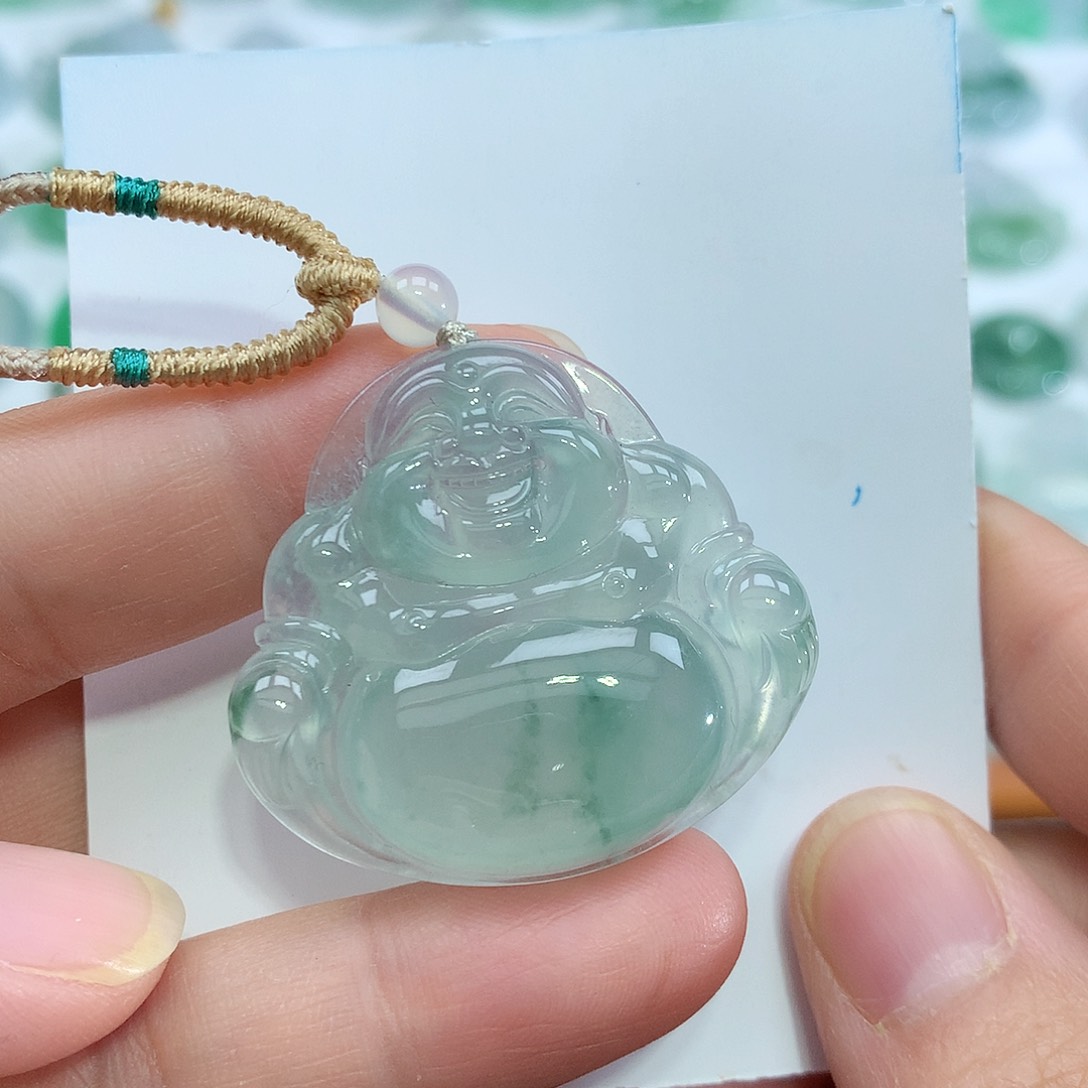 翡翠颈饰未镶嵌L*n佛