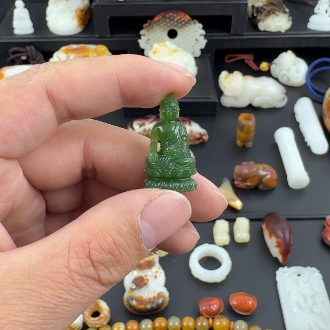 和田玉（糖玉）颈饰未镶嵌田***