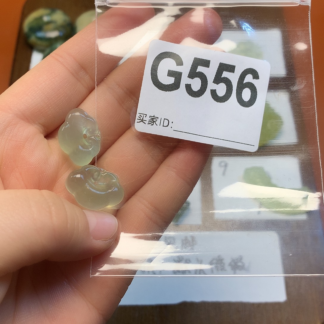 一****蛇纹石玉未镶嵌颈饰