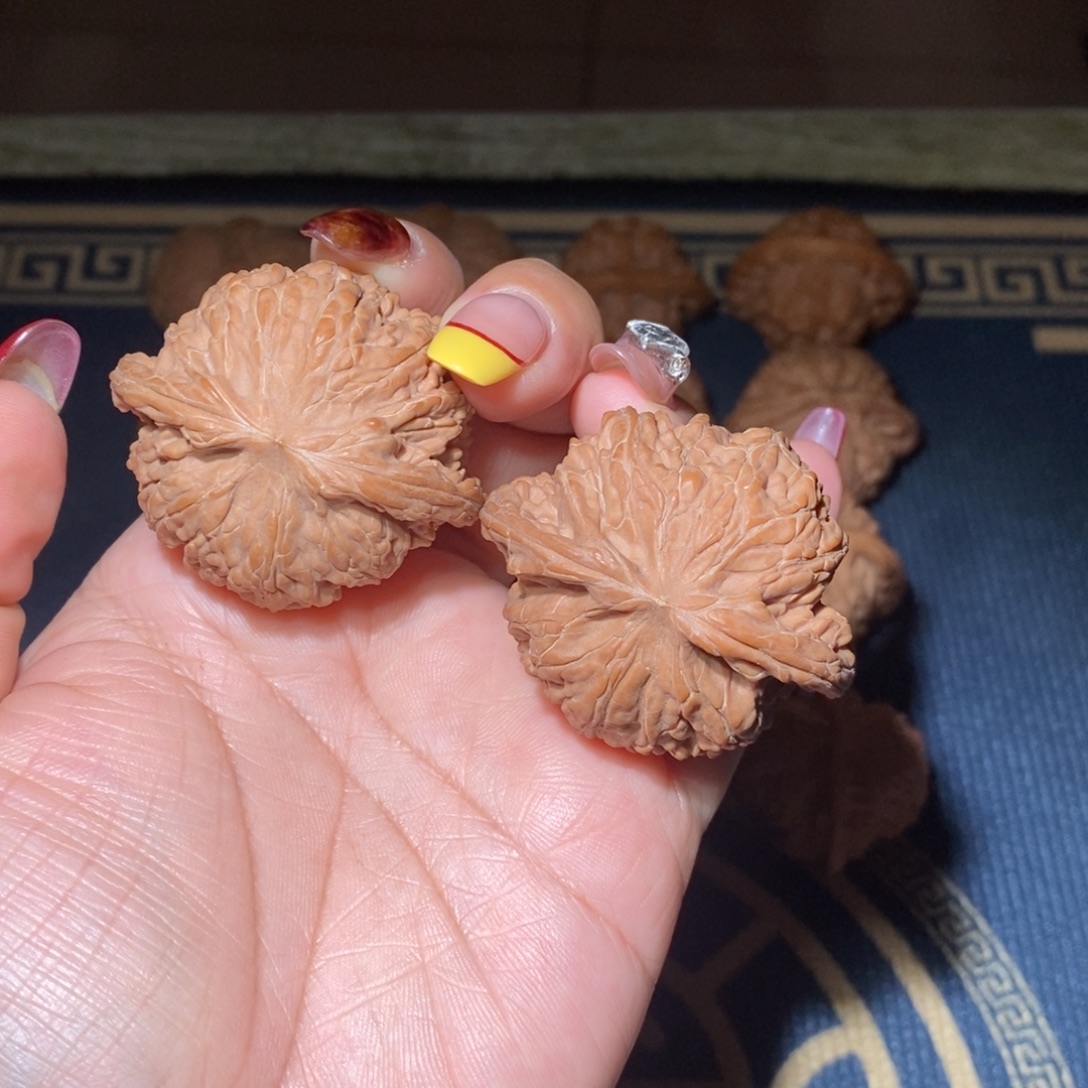 文玩核桃吊坠44尺全品蓟县山地磨