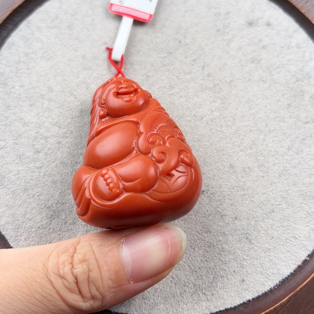 南红玛瑙吊坠未镶嵌